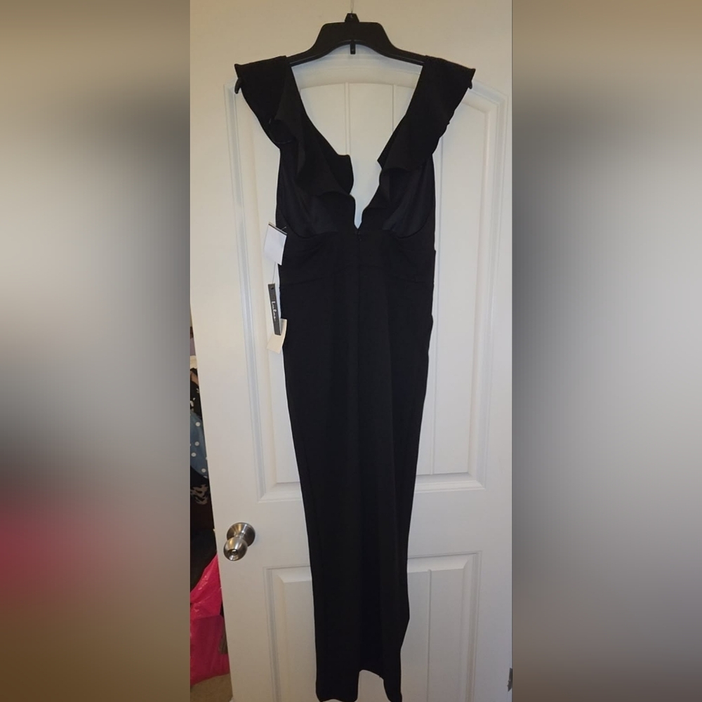 Lulu's Classic Black Straight Leg Sleeveless Jumpsuit Size Medium NWT